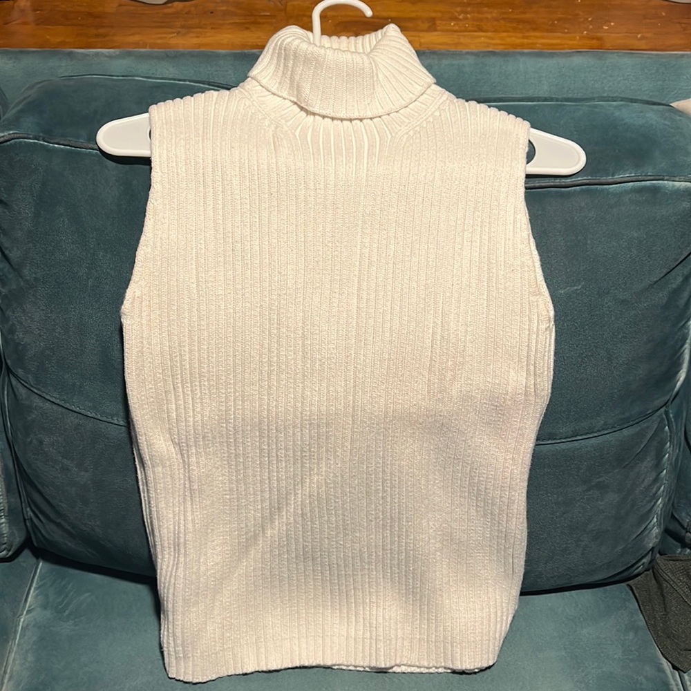 Gap Sleeveless Sweater, White, Size XL